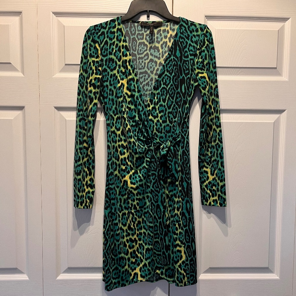 BCBG MaxAzria Adele Sea Moss Leopard Wrap Size SP